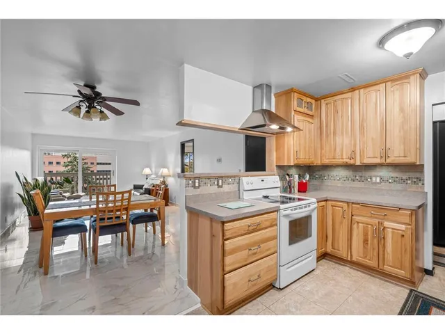 $175,000 | 311 Pleasant Avenue, Unit 301, St. Paul, MN 55102