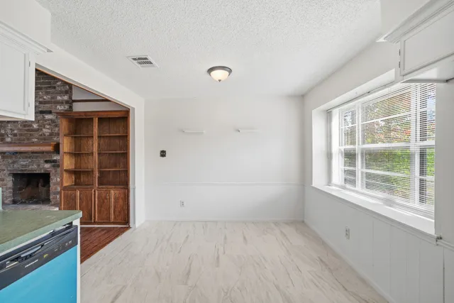 $1,900 | 122 White Cedar Street, Houston, TX 77015