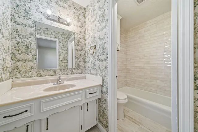 $1,900 | 122 White Cedar Street, Houston, TX 77015