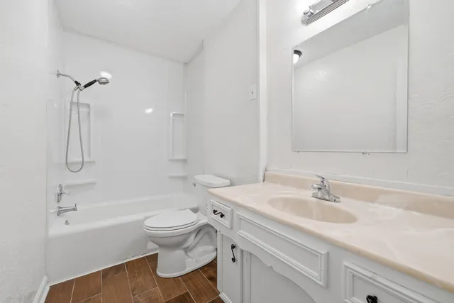 $1,900 | 122 White Cedar Street, Houston, TX 77015