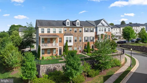 $715,000 | 46680 Joubert Terrace, Sterling, VA 20165