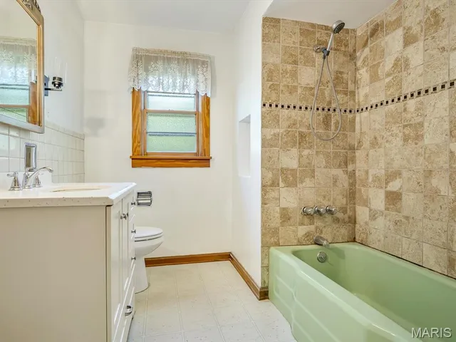 $2,000 | 1622 West Boulevard, Belleville, IL 62221