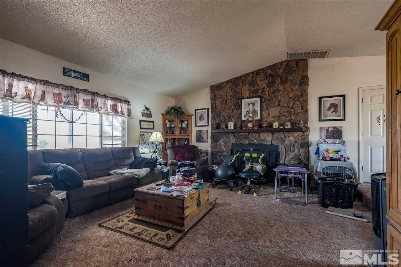 11745 Deodar Way Reno, NV 89506 - Photo 3 of 17 Photo 4