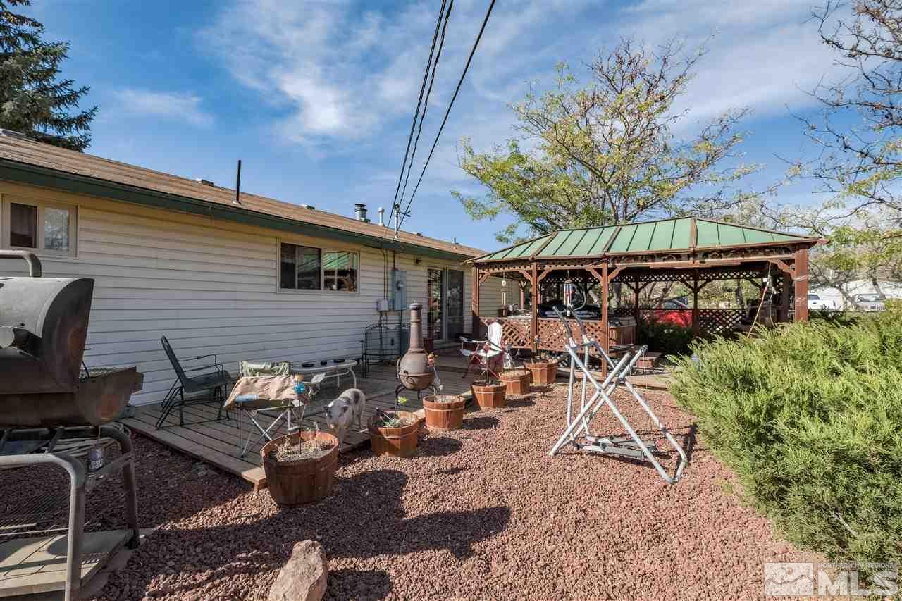 11745 Deodar Way Reno, NV 89506 - Photo 5 of 17 Photo 6