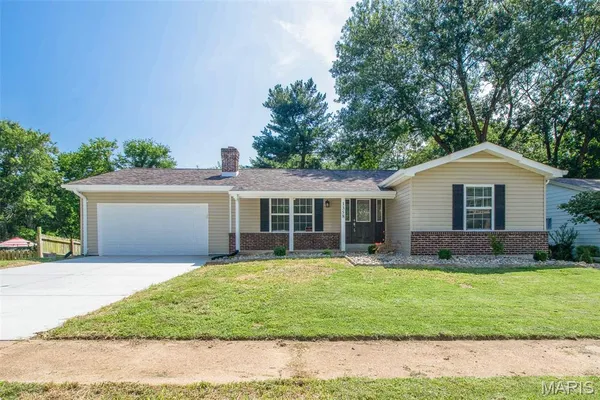 $323,000 | 1358 Green Mist Drive, Fenton, MO 63026