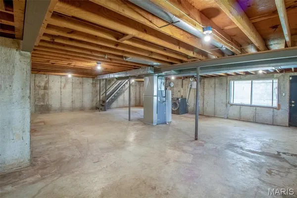 $323,000 | 1358 Green Mist Drive, Fenton, MO 63026