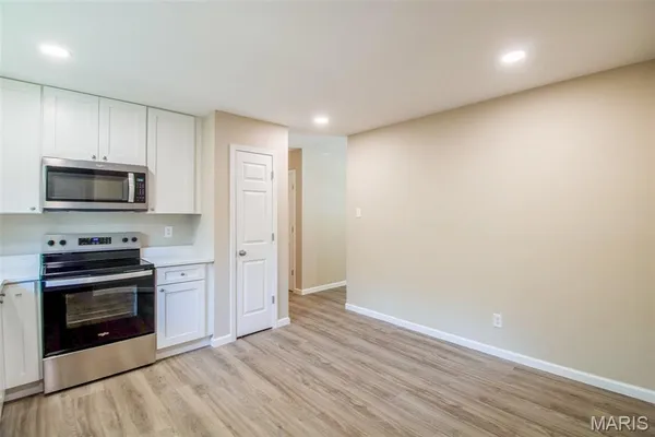 $323,000 | 1358 Green Mist Drive, Fenton, MO 63026