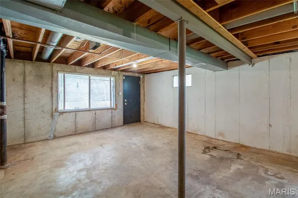 $323,000 | 1358 Green Mist Drive, Fenton, MO 63026