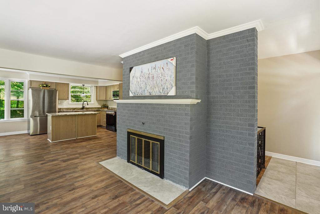 309 Cedar Ridge Drive Oxon Hill, MD 20745 - Photo 13 of 45 Modern elegance in open living space.