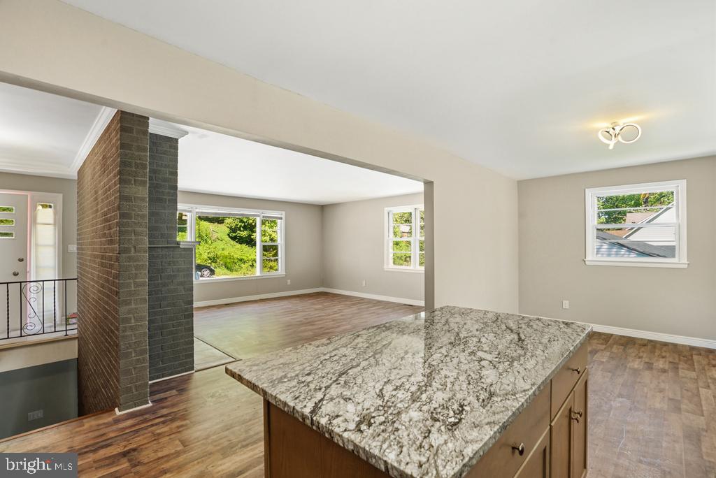 309 Cedar Ridge Drive Oxon Hill, MD 20745 - Photo 20 of 45 Spacious open layout with natural light.