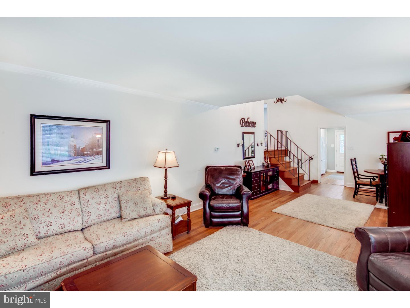716 East Greenman Road Haddon Township, NJ 08033 - Photo 10 of 20 Living Room
