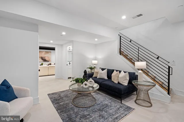 $1,595,000 | 254 North 2nd Street, Philadelphia, PA 19106