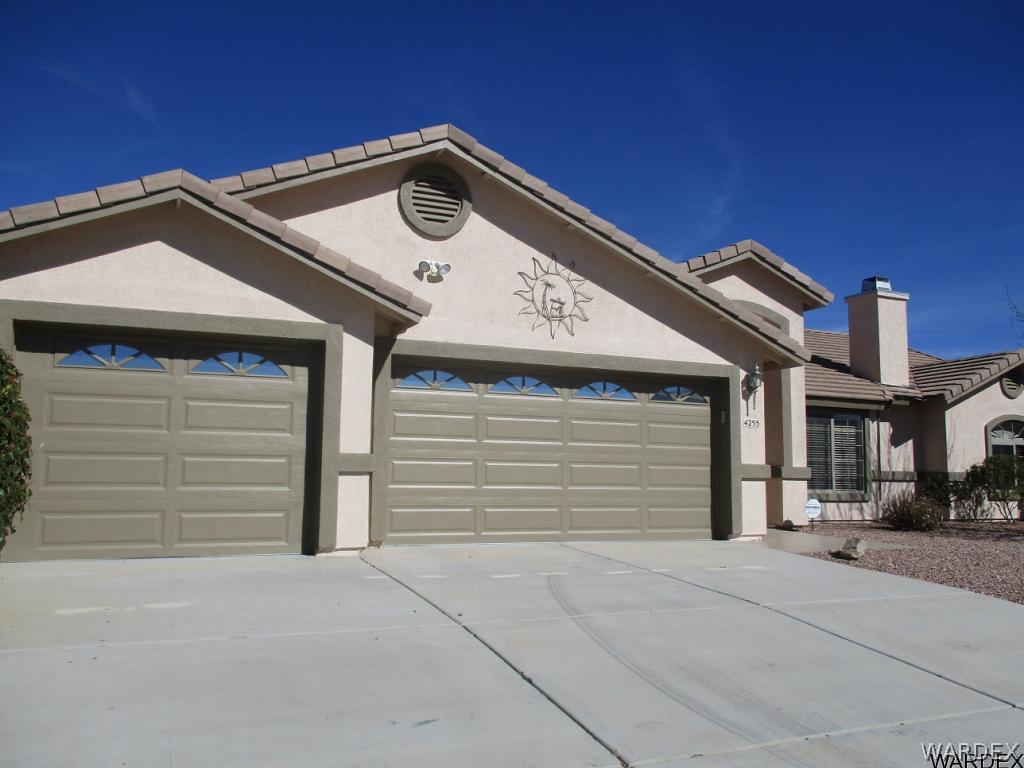 4255 East Cane Ranch Road Kingman, AZ 86401 - Photo 1 of 27