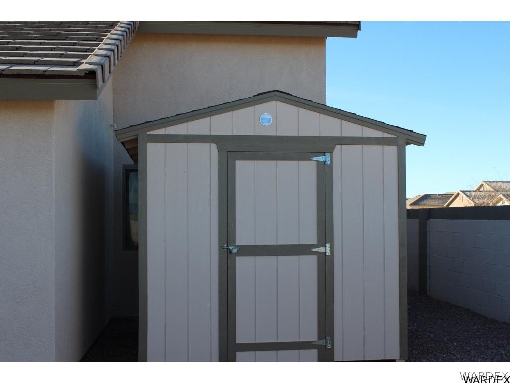 4255 East Cane Ranch Road Kingman, AZ 86401 - Photo 18 of 27 Storage