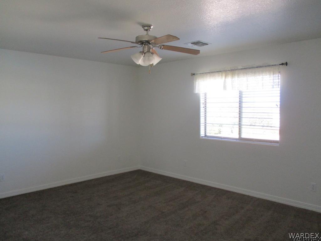4255 East Cane Ranch Road Kingman, AZ 86401 - Photo 10 of 27 Master suite