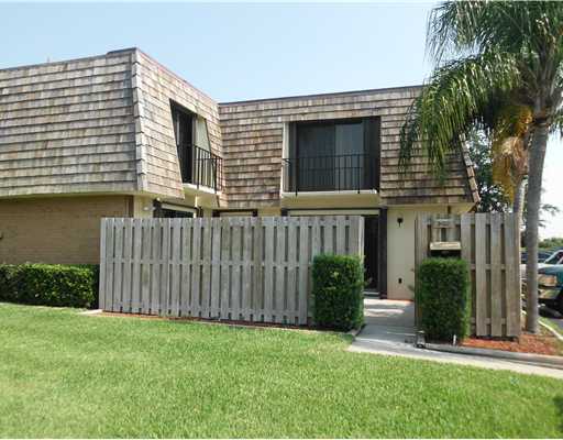 302 Arabian Road Palm Springs, FL 33461 - Photo 1 of 18 Primary Photo