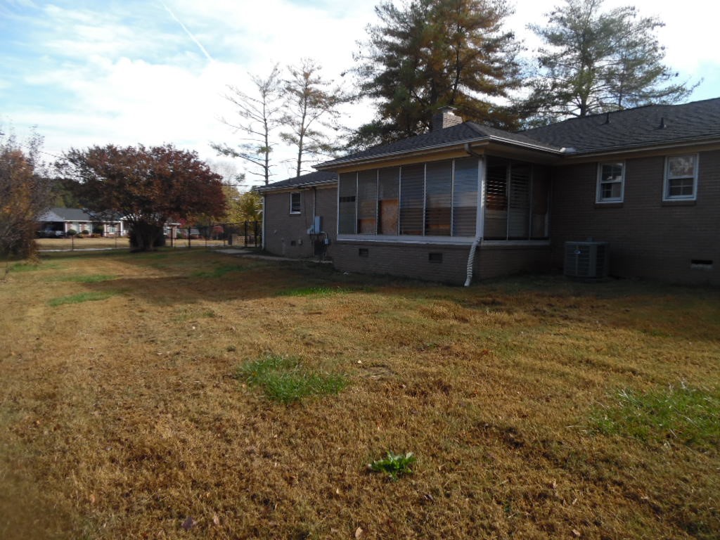 1419 Old Williamston Road Anderson, SC 29621 - Photo 2 of 9