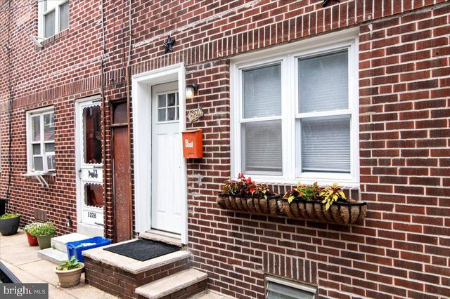 $270,000 | 1224 South Warnock Street, Philadelphia, PA 19147