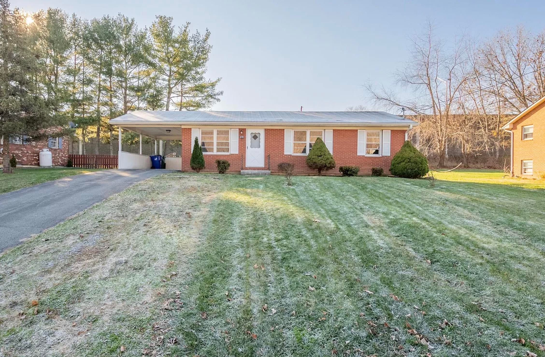 975 Reading Road Christiansburg, VA 24073 - Photo 5 of 38 Gallery Image 5