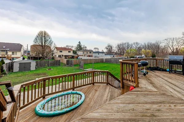 $269,999 | 3022 141st Place, Blue Island, IL 60406
