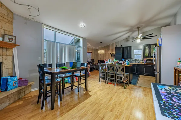 $269,999 | 3022 141st Place, Blue Island, IL 60406