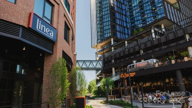 $5,200 | 2161 Hawkins Street, Unit 1VP, Charlotte, NC 28203