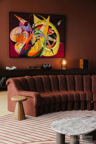 $5,200 | 2161 Hawkins Street, Unit 1VP, Charlotte, NC 28203