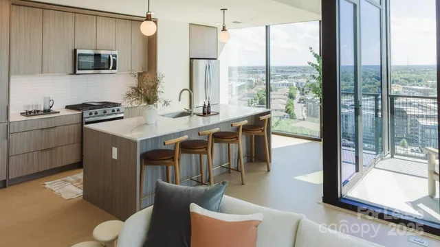 $5,200 | 2161 Hawkins Street, Unit 1VP, Charlotte, NC 28203