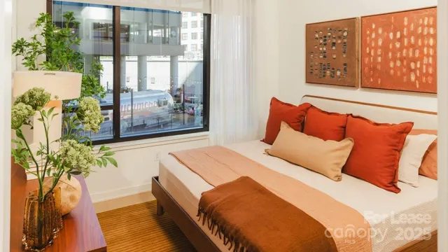 $5,200 | 2161 Hawkins Street, Unit 1VP, Charlotte, NC 28203