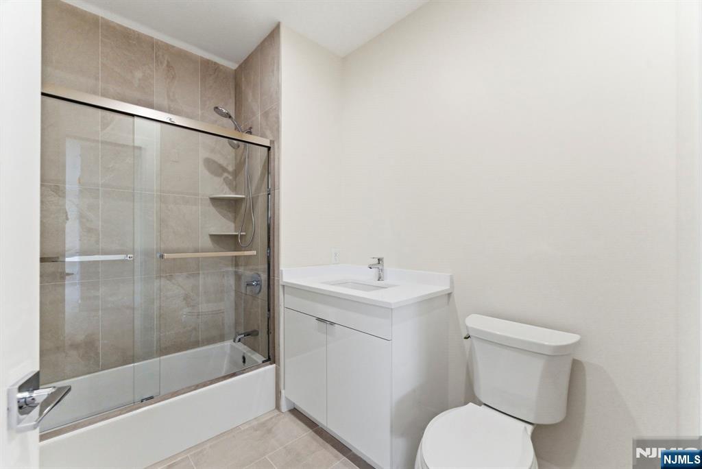 850 Broad Avenue, Unit B Ridgefield, NJ 07657 - Photo 19 of 22