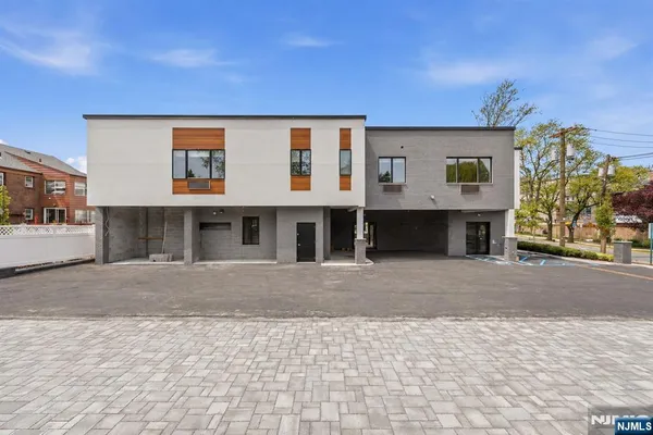 $3,349 | 850 Broad Avenue, Unit B, Ridgefield, NJ 07657