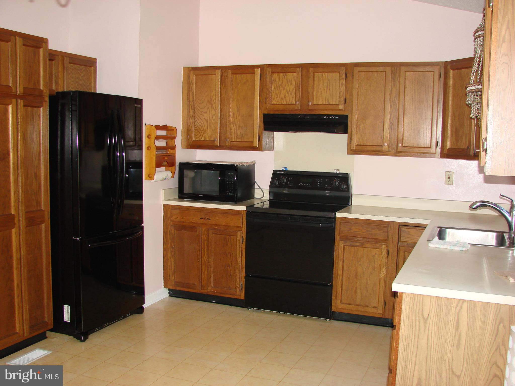 1302 Somerset Road Severn, MD 21144 - Photo 2 of 26 Kitchen