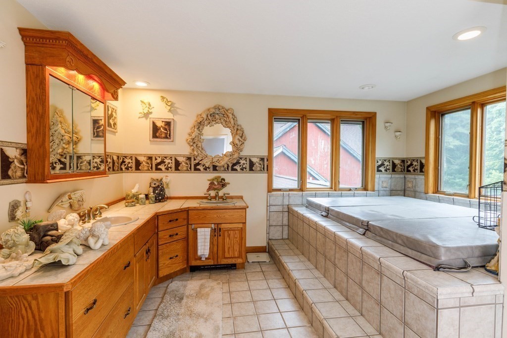 58 Rice Road Templeton, MA 01468 - Photo 18 of 30