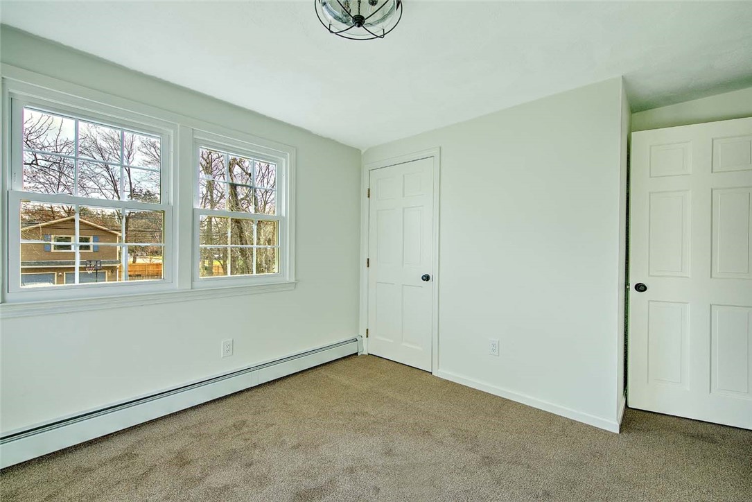 2 Simmons Road Barrington, RI 02806 - Photo 17 of 27 Gallery Image 17