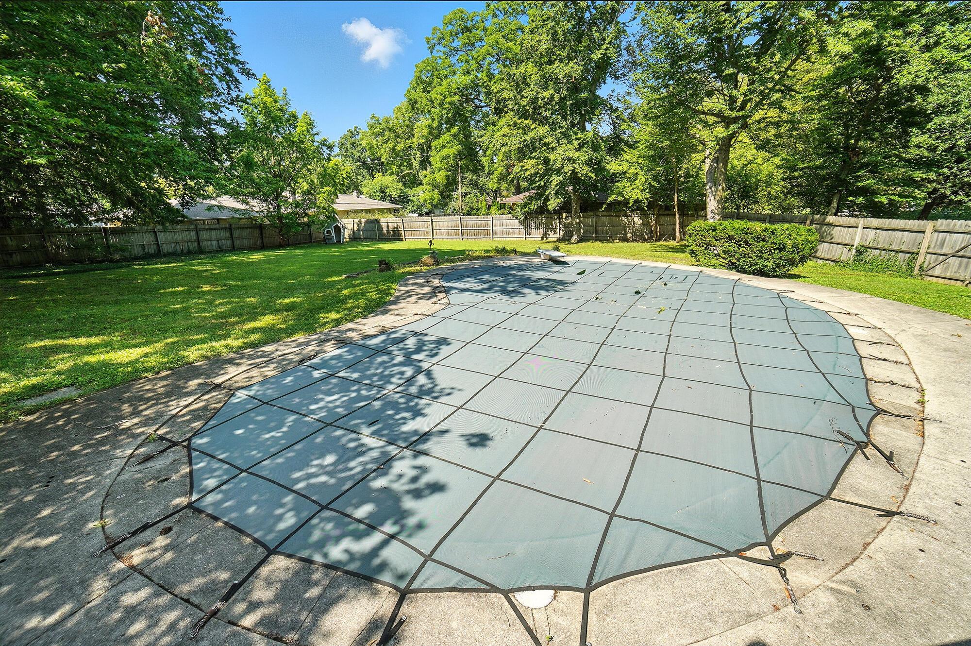 3885 Woodbridge Road Columbus, OH 43220 - Photo 146 of 158 140