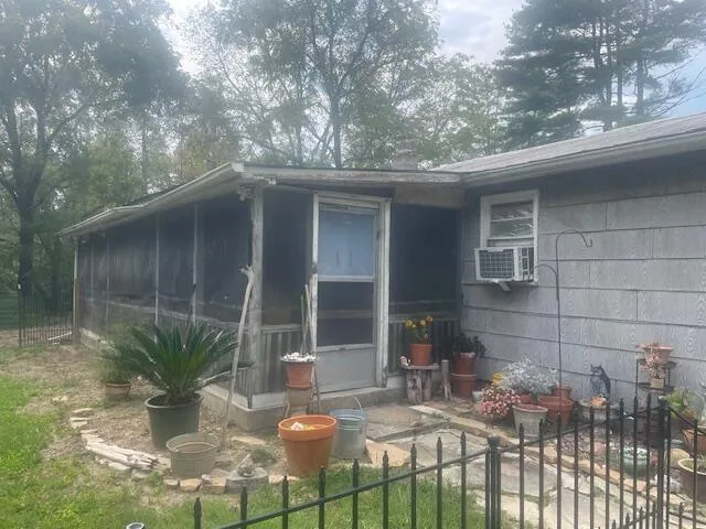 $295,000 | 704 Annadel Road, Lancing, TN 37770