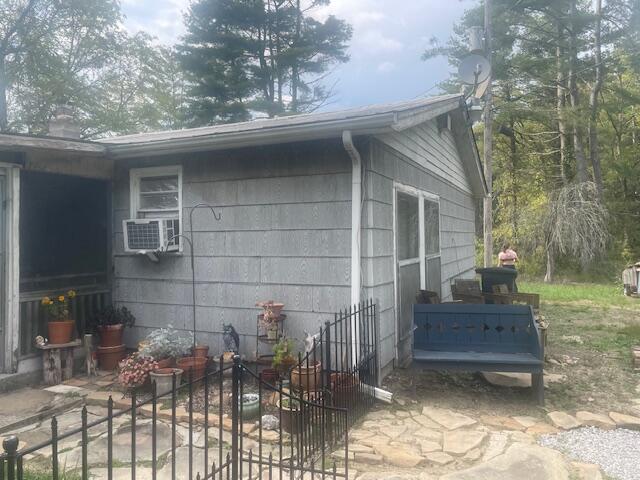 704 Annadel Road Lancing, TN 37770 - Photo 34 of 51 IMG_7060