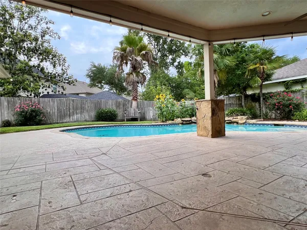 $550,000 | 30707 Melcrest Estates Drive, Spring, TX 77386