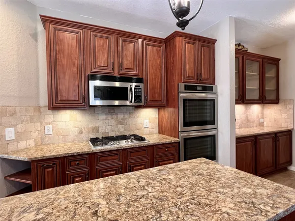 $550,000 | 30707 Melcrest Estates Drive, Spring, TX 77386