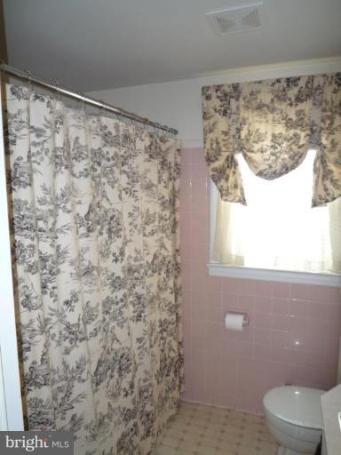 13218 Club Road Hagerstown, MD 21742 - Photo 16 of 18 Bath #2