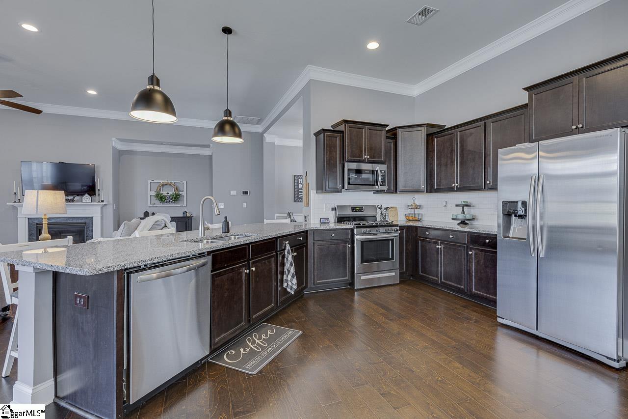 411 Bucklebury Road Greer, SC 29651 - Photo 13 of 45 Gallery Image 13