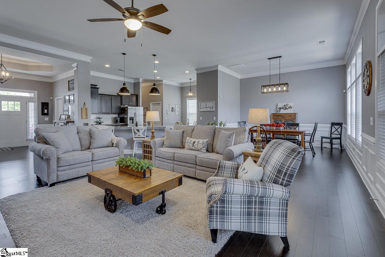 411 Bucklebury Road Greer, SC 29651 - Photo 8 of 45 Gallery Image 8