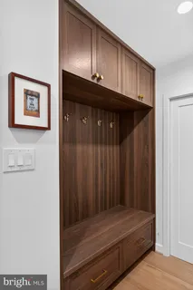 $1,775,000 | 6 Travilah Terrace, Potomac, MD 20854