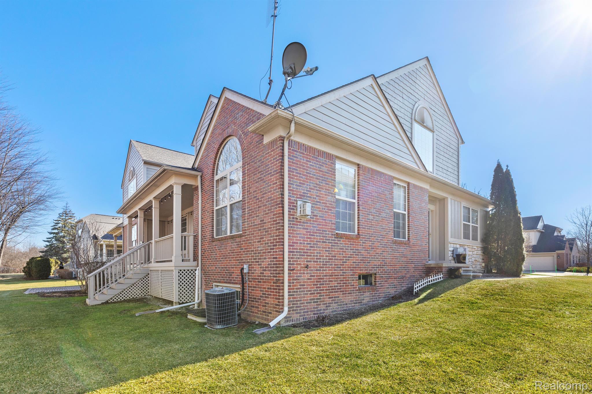 2266 Preserve Lane Rochester, MI 48309 - Photo 5 of 51 Gallery Image 5