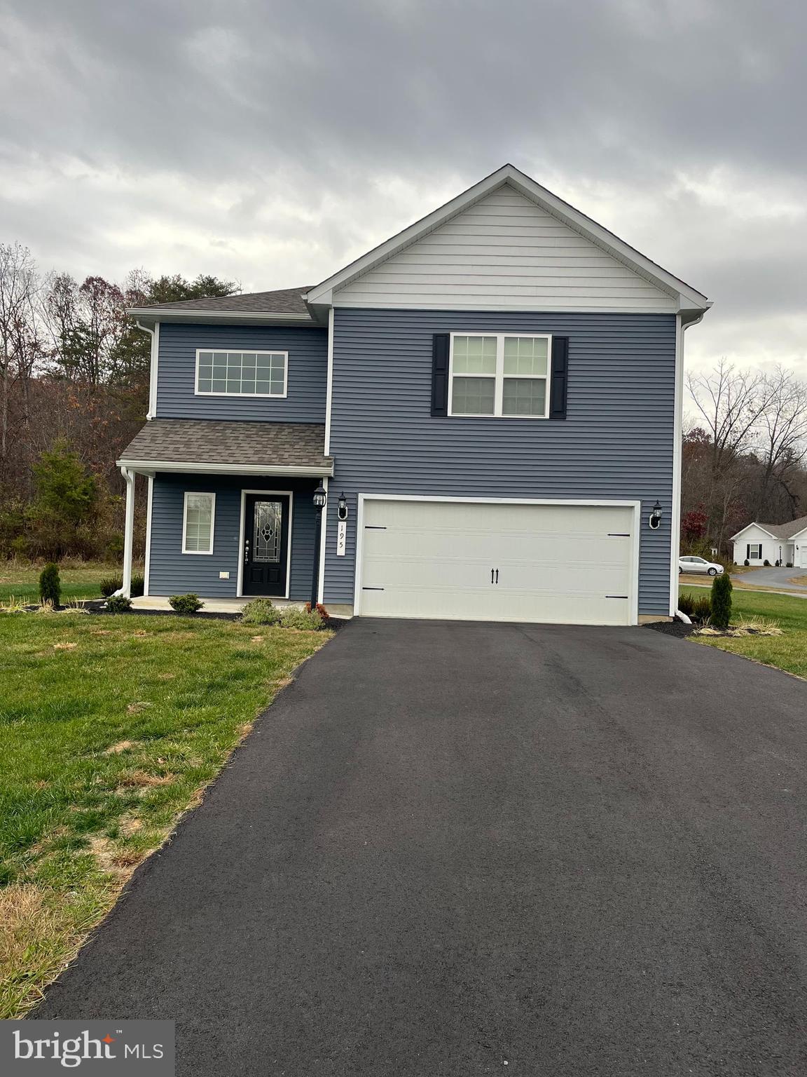 195 Rappahannock Run Falling Waters, WV 25419 - Photo 3 of 35