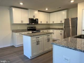 195 Rappahannock Run Falling Waters, WV 25419 - Photo 6 of 35