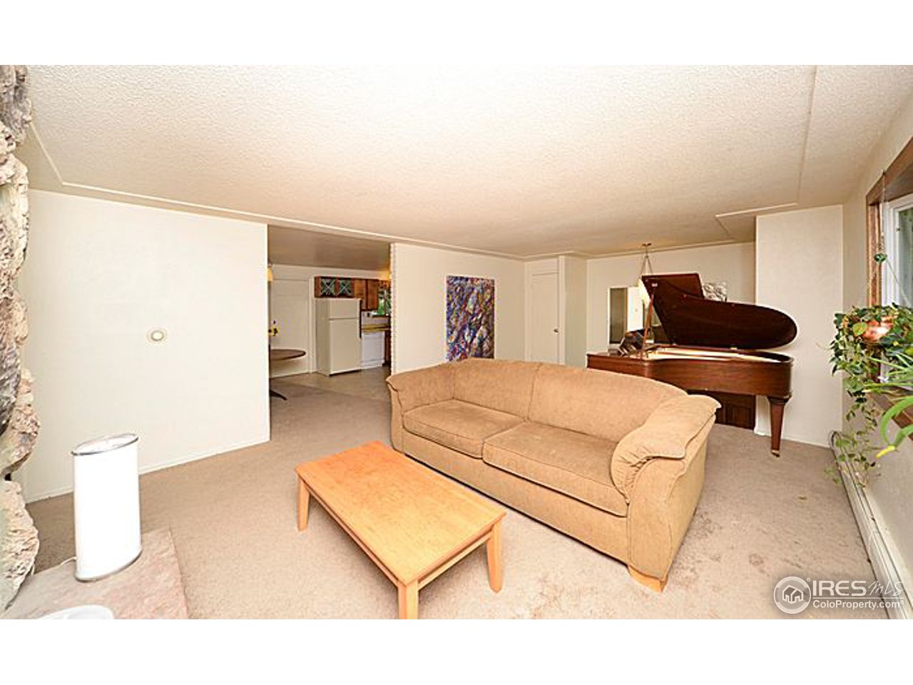 7785 Monarch Road Niwot, CO 80503 - Photo 4 of 25 Living Room