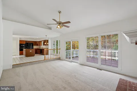 $922,000 | 15056 Brown Post Lane, Centreville, VA 20121