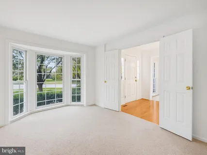 $922,000 | 15056 Brown Post Lane, Centreville, VA 20121