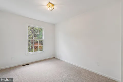 $922,000 | 15056 Brown Post Lane, Centreville, VA 20121